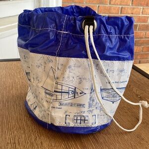 NWOT SEABAGS Maine - small drawstring bag blue/white sailcloth